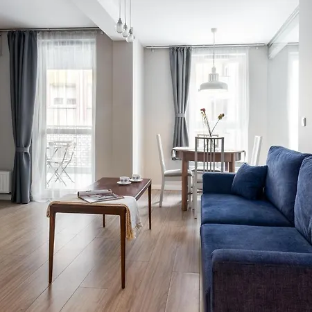 Apartamenty-wroc Golden House Апартаменты