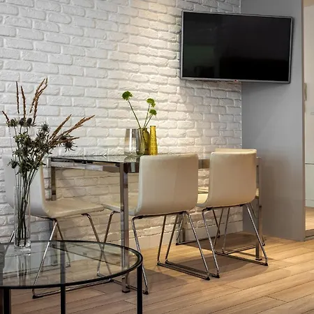 Apartment Apartamenty-wroc Golden House *