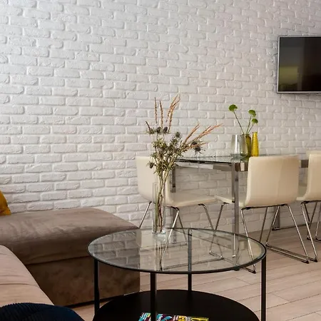 Apartamenty-wroc Golden House Вроцлав