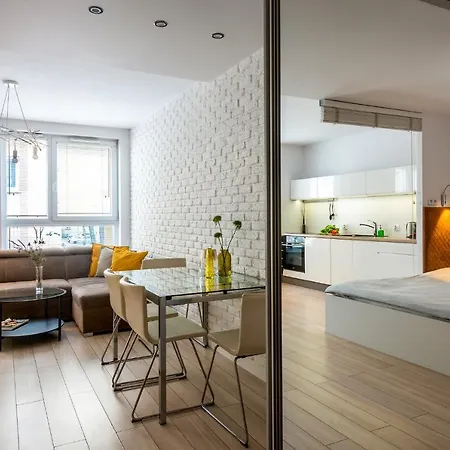 Apartamenty-wroc Golden House Вроцлав