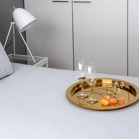 Apartamenty-wroc Golden House Вроцлав