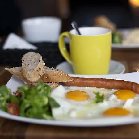 Апартаменты Apartamenty-wroc Golden House