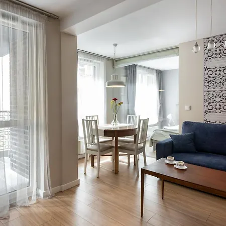 Apartment Apartamenty-wroc Golden House