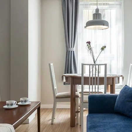 アパート Apartamenty-wroc Golden House